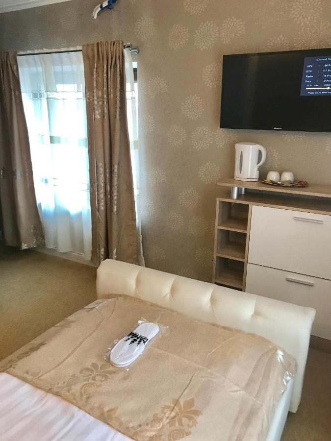 Vila 18 Hotel Boutique Bucharest Luaran gambar