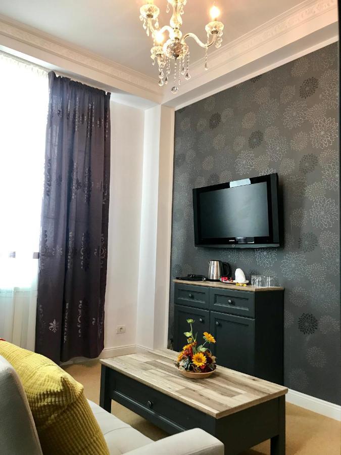Vila 18 Hotel Boutique Bucharest Luaran gambar